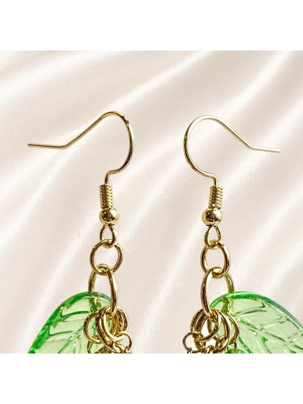 REIMAGINED Gooseberry Green Beaded Dangle Earrings 2” Gold Tone Hypoallergenic - Picture 4 of 6